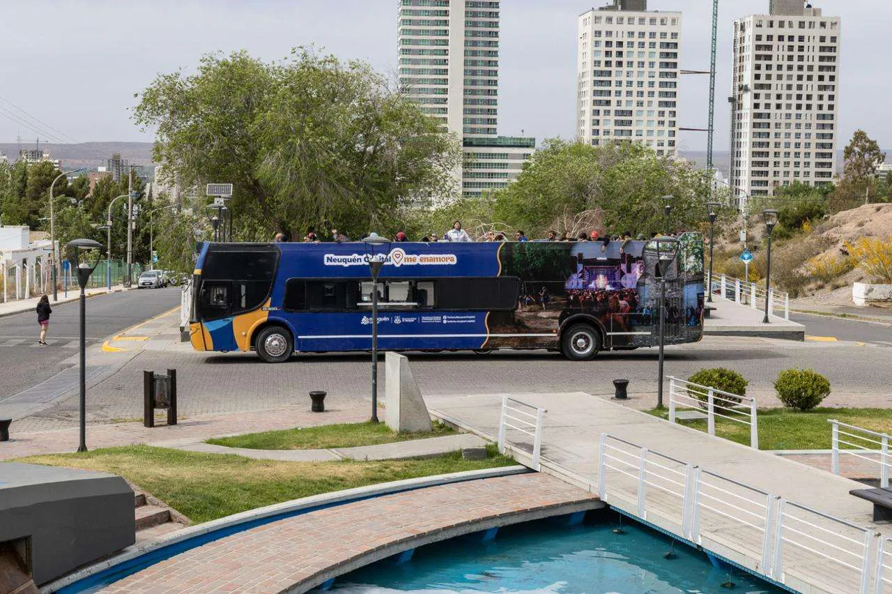 BUS-TURISTICO