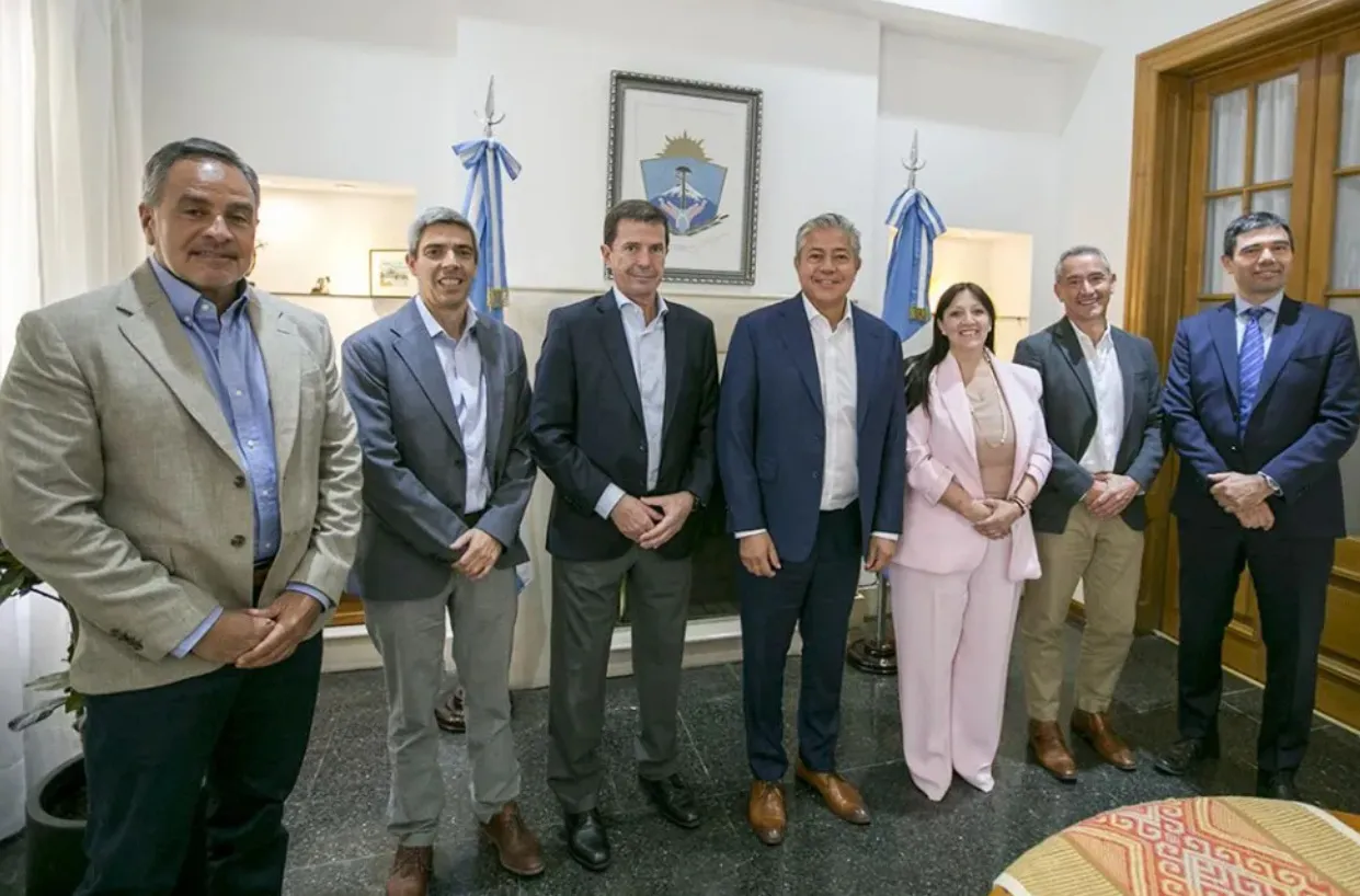 multimedia.normal.9b1dbd51ad088d39.bm9ybWFsLndlYnA=