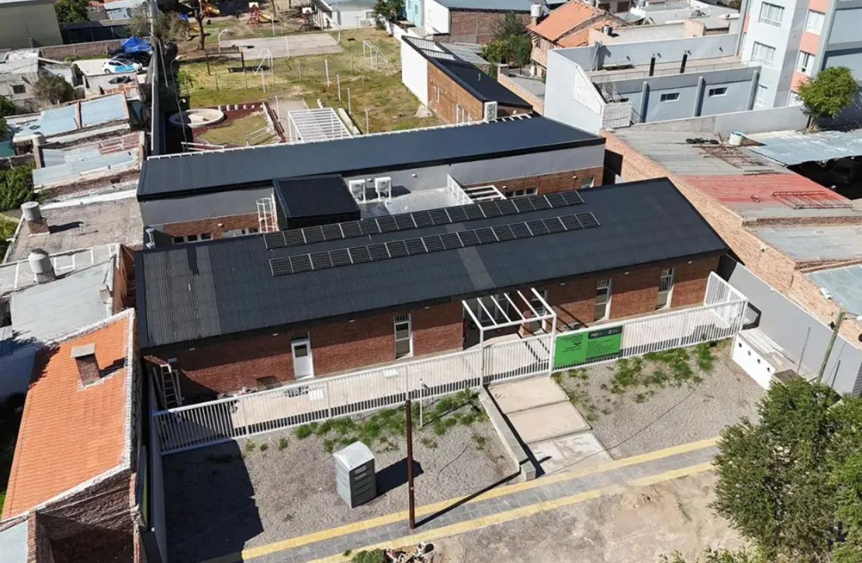 multimedia.normal.8545953cb48cb54f.bm9ybWFsLndlYnA=