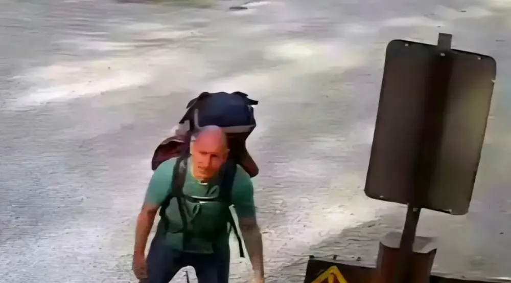 multimedia.grande.a3f05e12ece3defa.Z3JhbmRlLndlYnA=