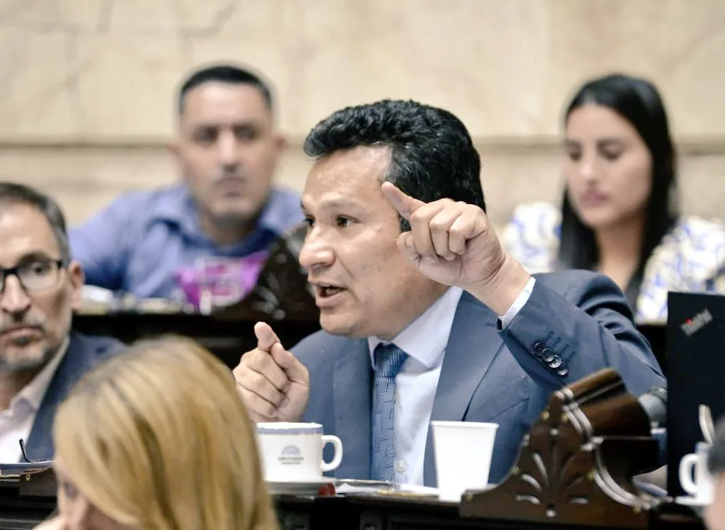 multimedia.normal.affdf80435e701ad.TGV5LU9tbmlidXMtT3N2YWxkby1MbGFuY2FmaWxvX25vcm1hbC53ZWJw