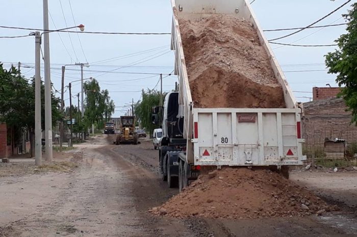 Centenario: Arreglan las calles Córdoba, Santa Fe y Los Constituyentes