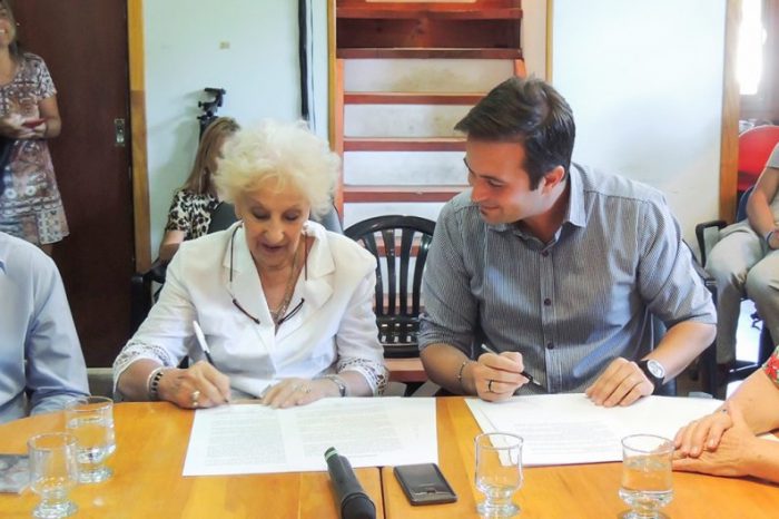 La Provincia firmó un convenio con Abuelas de Plaza de Mayo