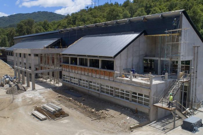 Continúa la obra de la EPET 21 de San Martín de los Andes