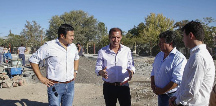 Gutiérrez inauguró obras de ampliación en la Escuela Nº 225 de Chos Malal