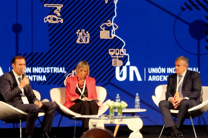 Gutiérrez disertó en la 25ª Conferencia Industrial Argentina UIA