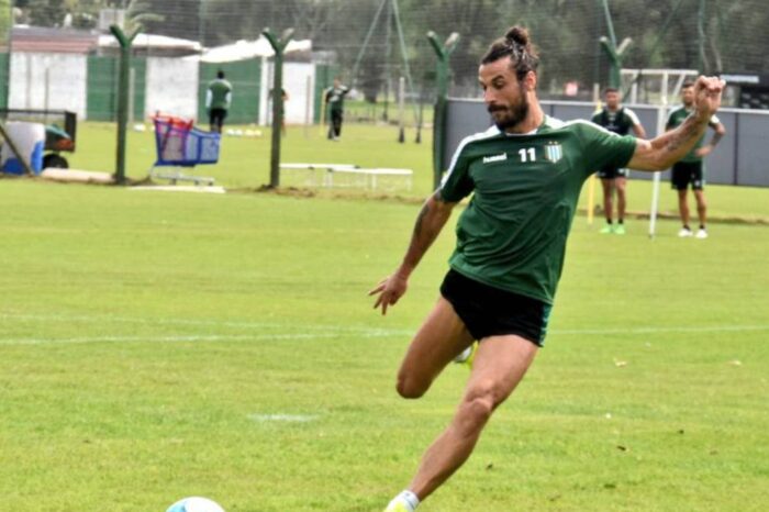 Osvaldo no seguirá en Banfield