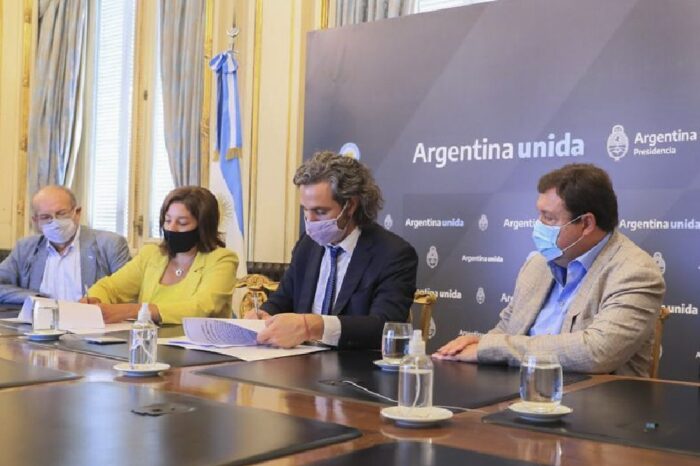 Río Negro firma un acuerdo para ampliar la conectividad por fibra óptica